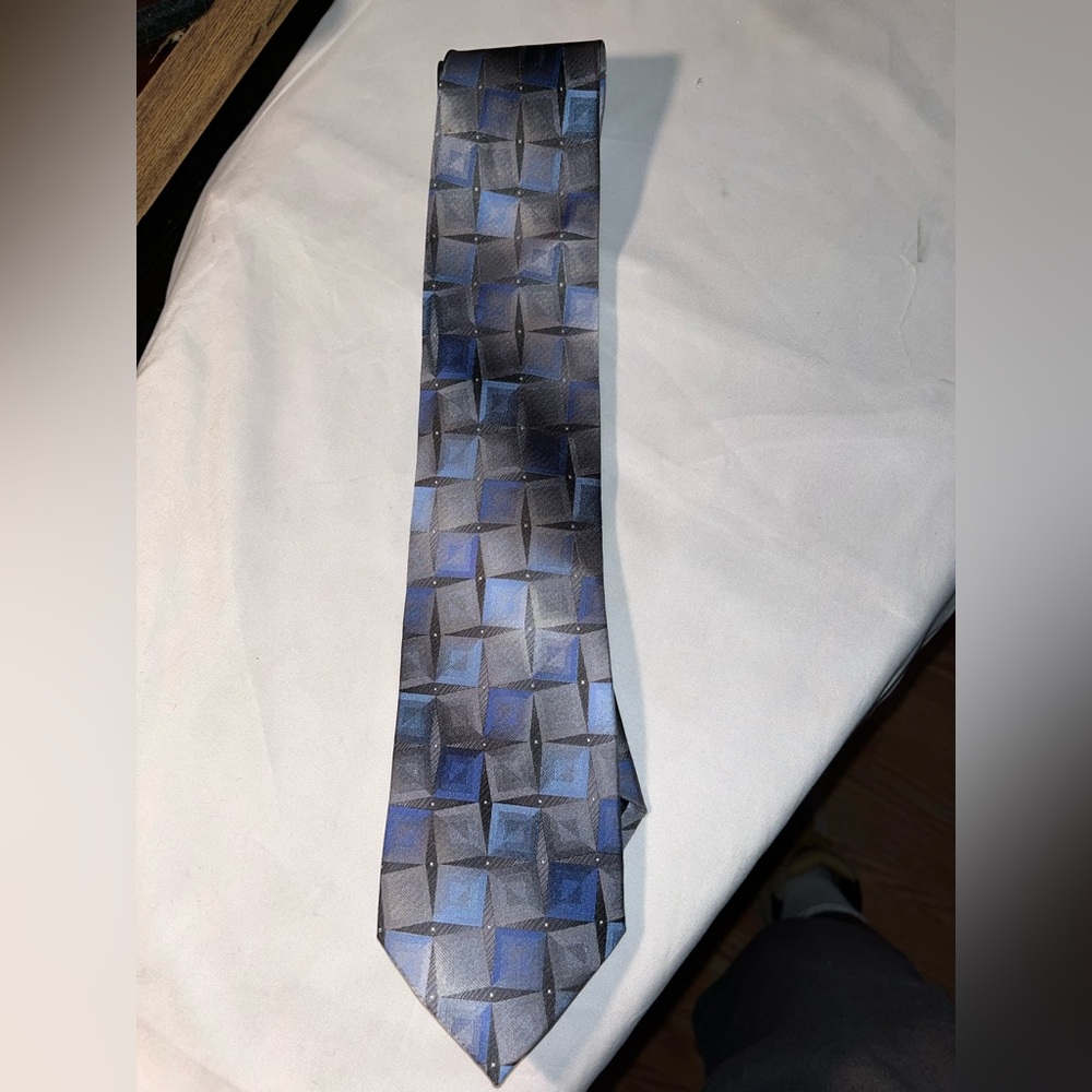 Men’s tie
